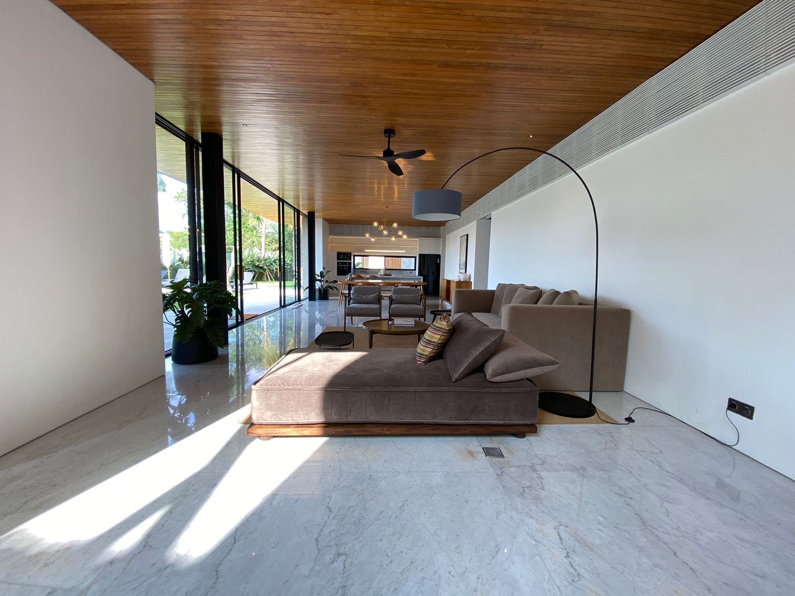 The Perfect Combination Of Modern Luxury &amp; Convenience - Foto 8