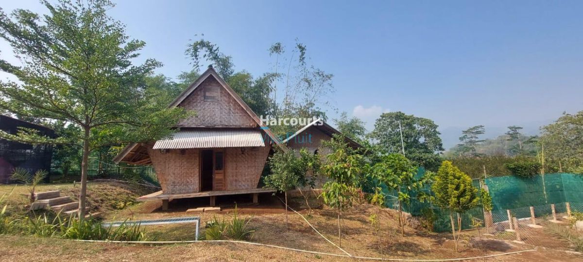 DIJUAL CEPAT – VILLA LUAS &amp; ASRI DI DESA MARGAHURIP, BANDUNG - Foto 2