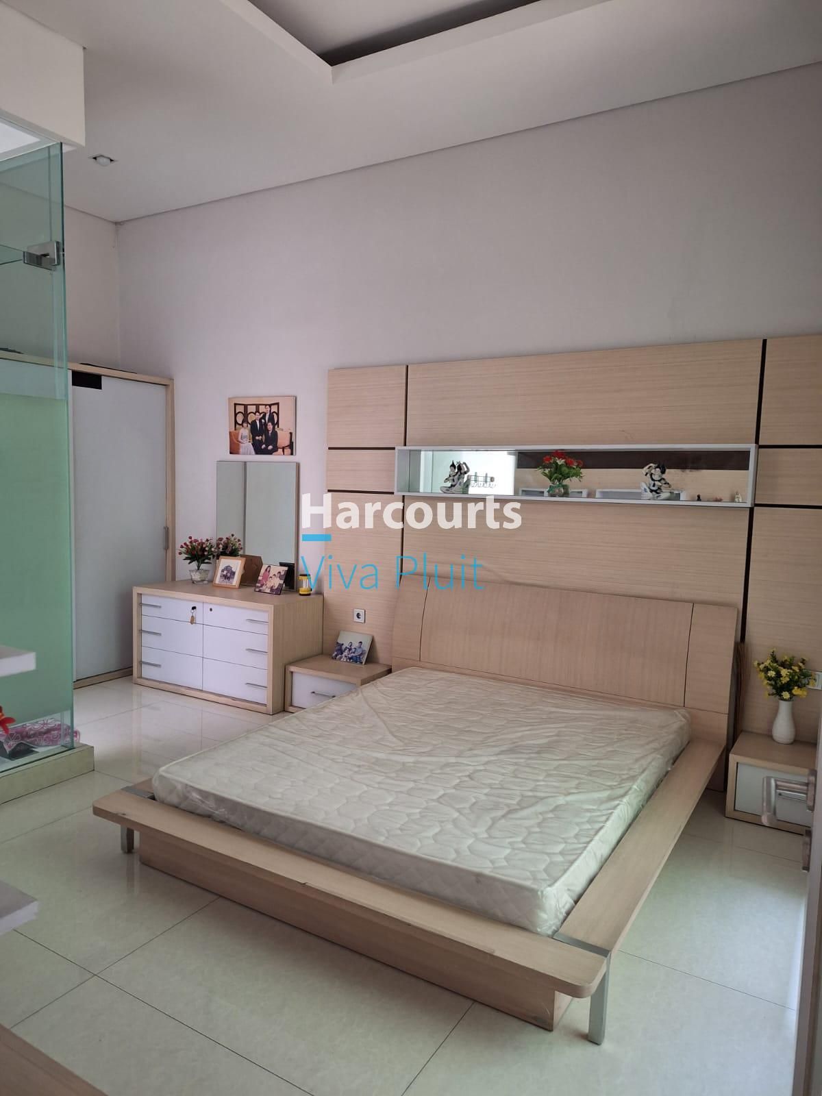Turun Harga! Dijual Rumah Bagus Modern di Green Garden, Jakarta Barat. - Foto 3