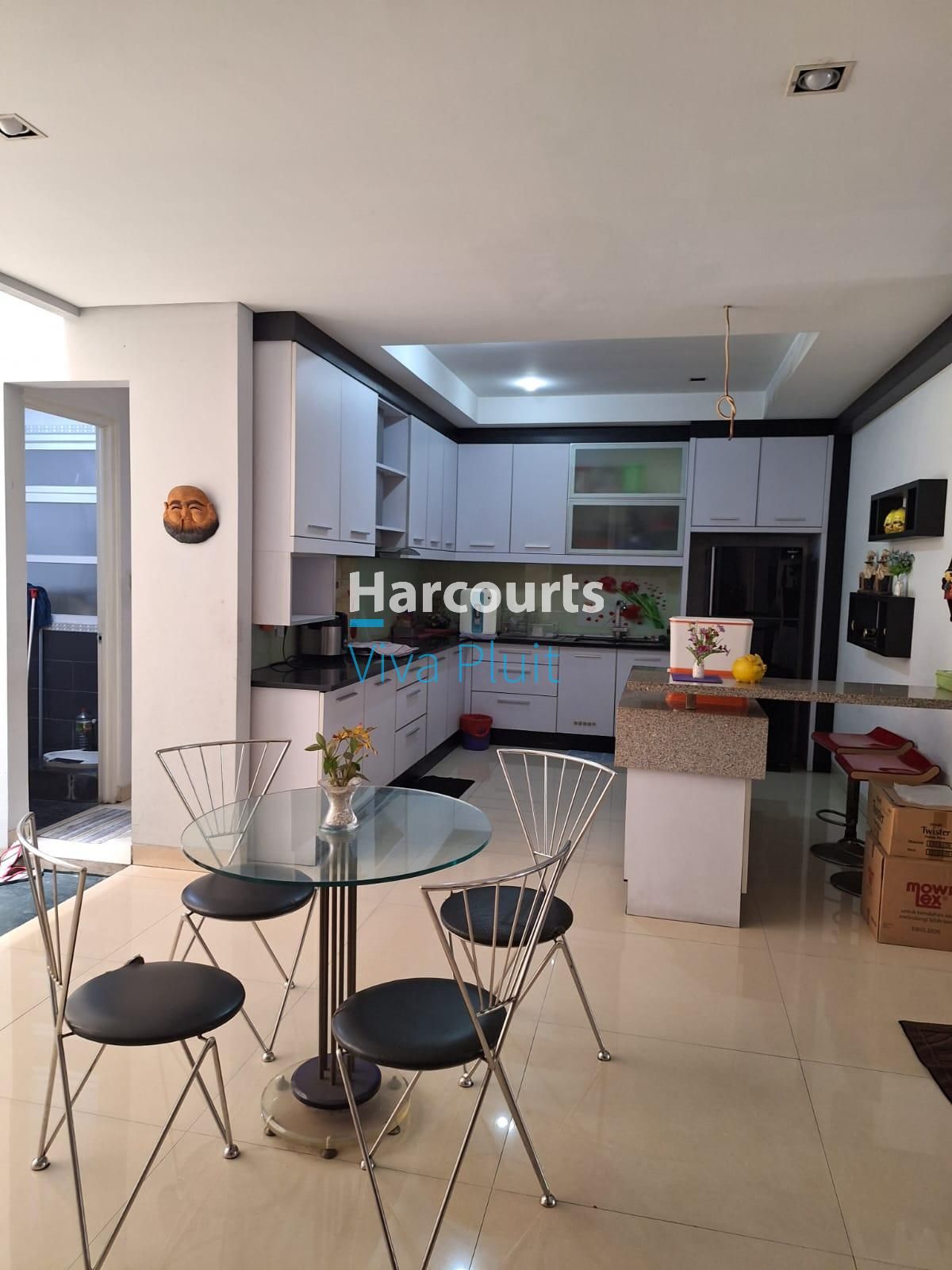 Turun Harga! Dijual Rumah Bagus Modern di Green Garden, Jakarta Barat. - Foto 5