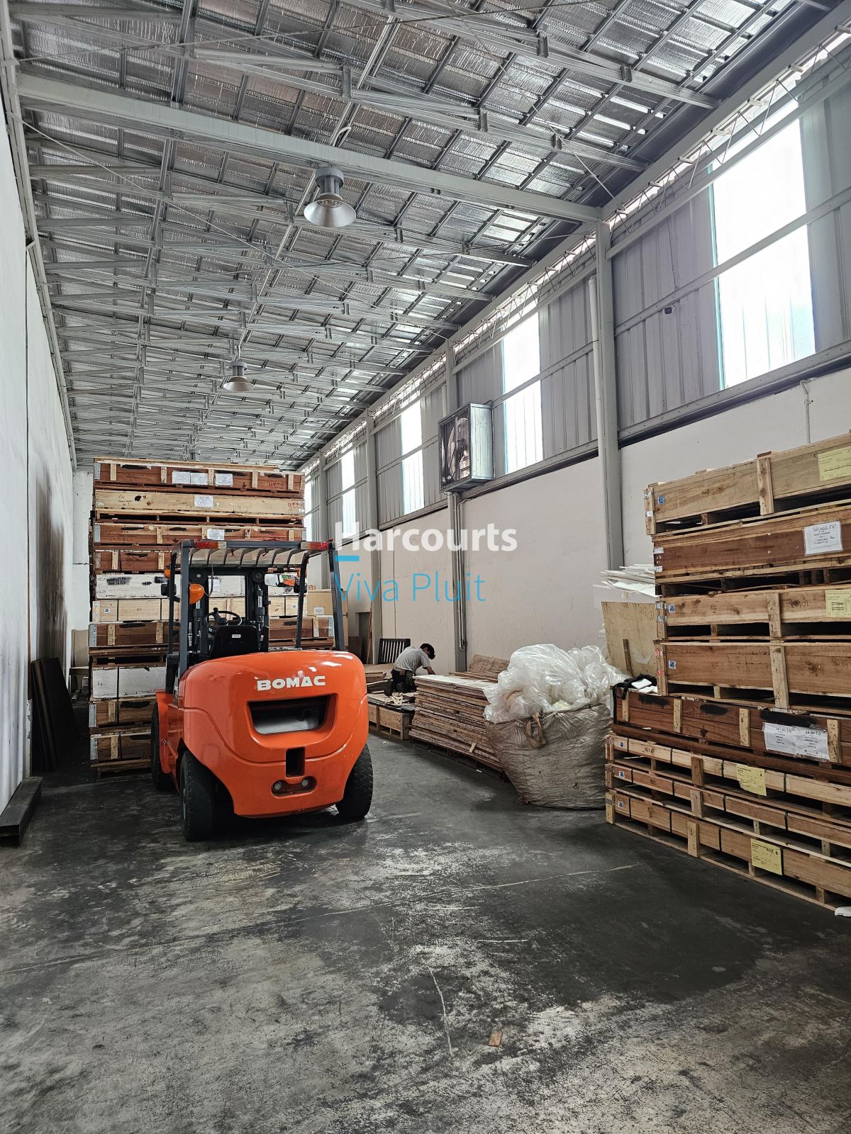 Dijual Tanah dan Bangunan di Karang Tengah, Ciledug, Tangerang. Harga Murah! - Foto 2