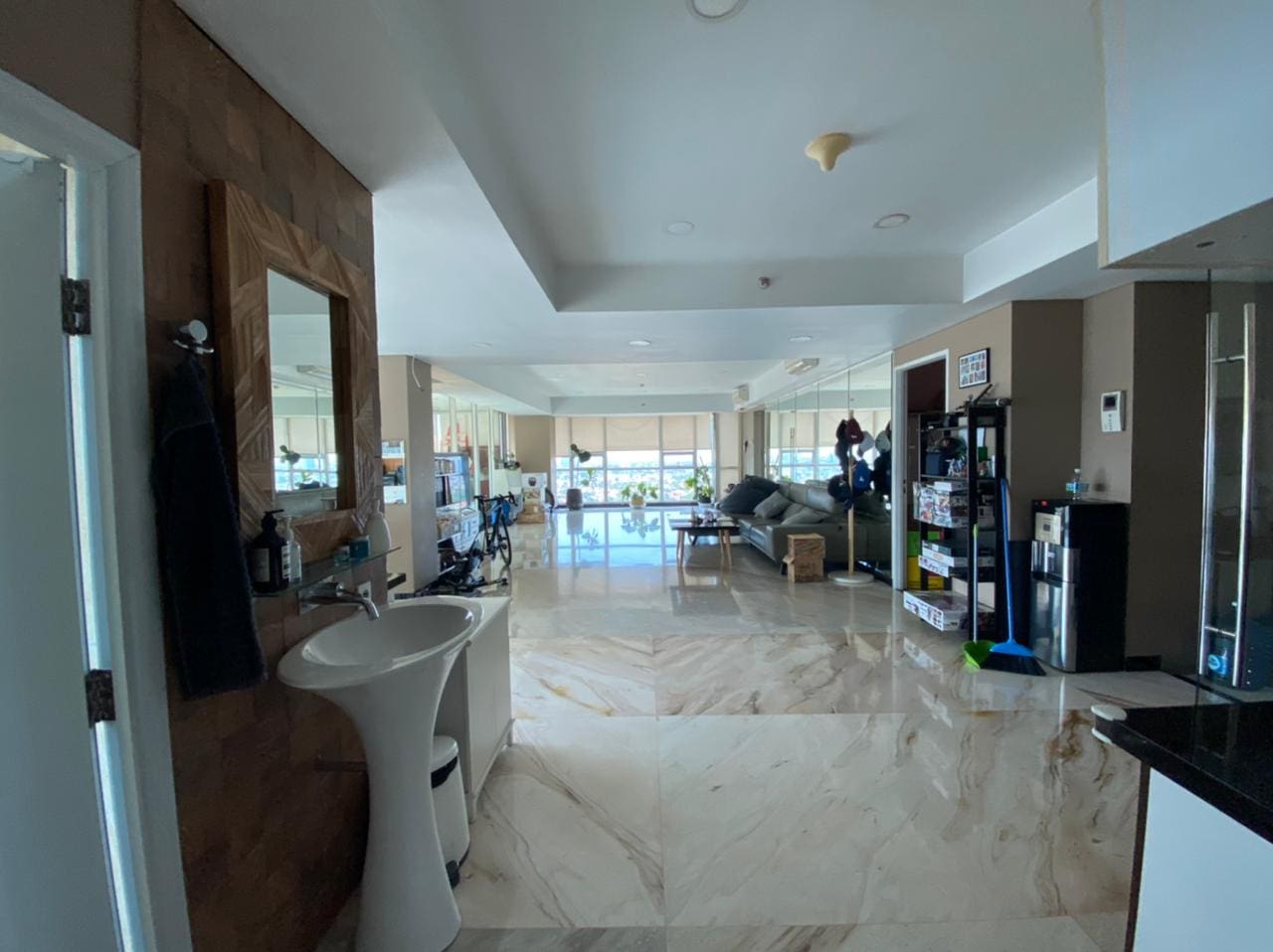 Jual Apartemen Kemang Village Mampang Prapatan Jakarta Selatan (AS)
