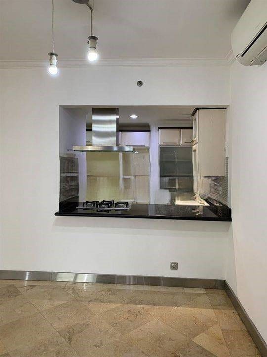 Apartemen Grand Tropic Jl. Letjen S Parman Jakarta Barat (AS)