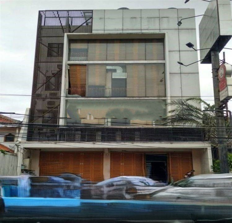 Disewakan Cepat Ruko 5 Lantai di Kebayoran Baru Jakarta Selatan (AL)