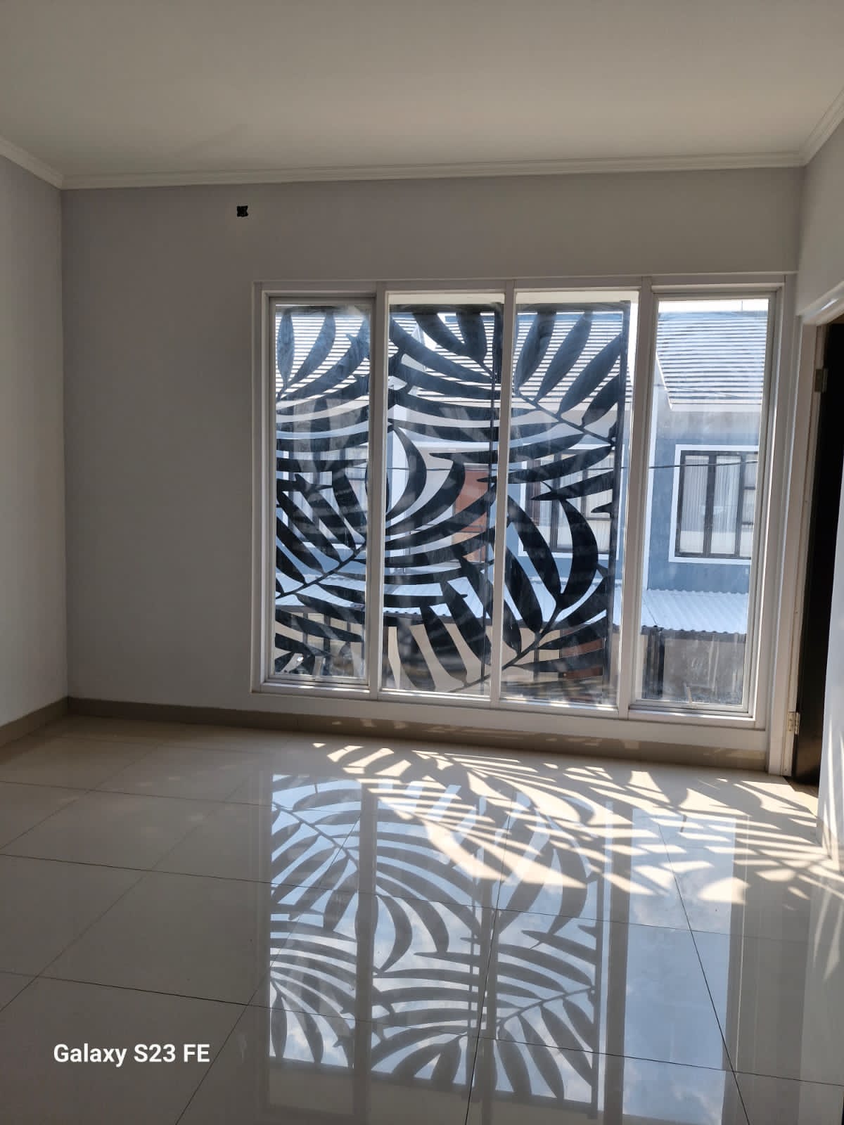 Dijual rumah daerah palem puri tangerang selatan - Foto 2