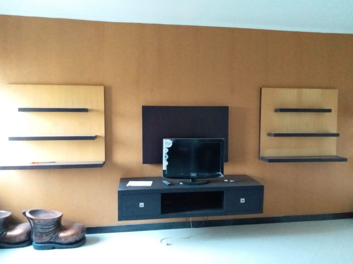 Disewakan Apartemen Crown Court Lippo Cikarang. Furnished Siap Huni. - Foto 3