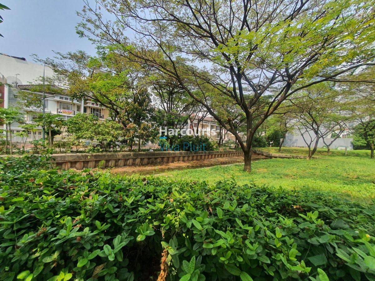 Dijual Tanah di Gold Coast, Pantai Indah Kapuk. Lokasi Strategis. - Foto 3