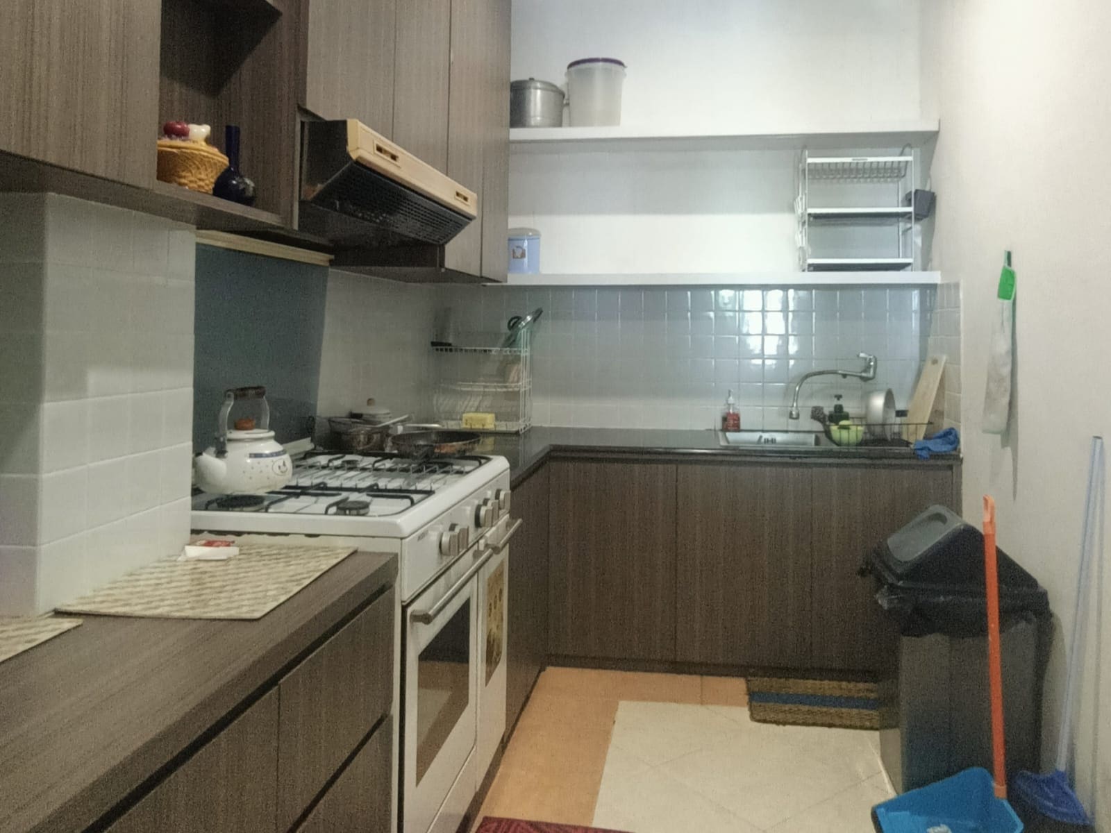 Jual Rumah Kost di daerah Tomang Jakarta Barat (BM) - Foto 2