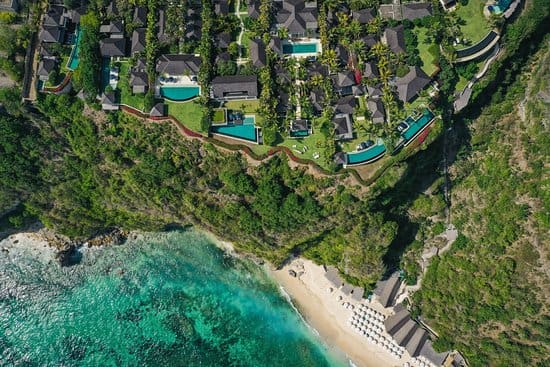Breathtaking Cliff Front Villa with Outstanding Ocean Views - Foto 3