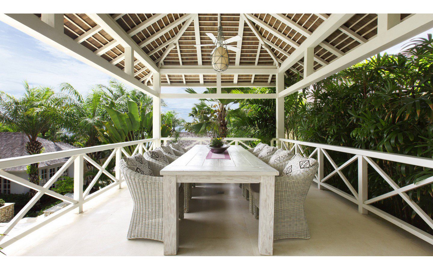 Colonial Cliff Front Beauty With Beach Access - Foto 7