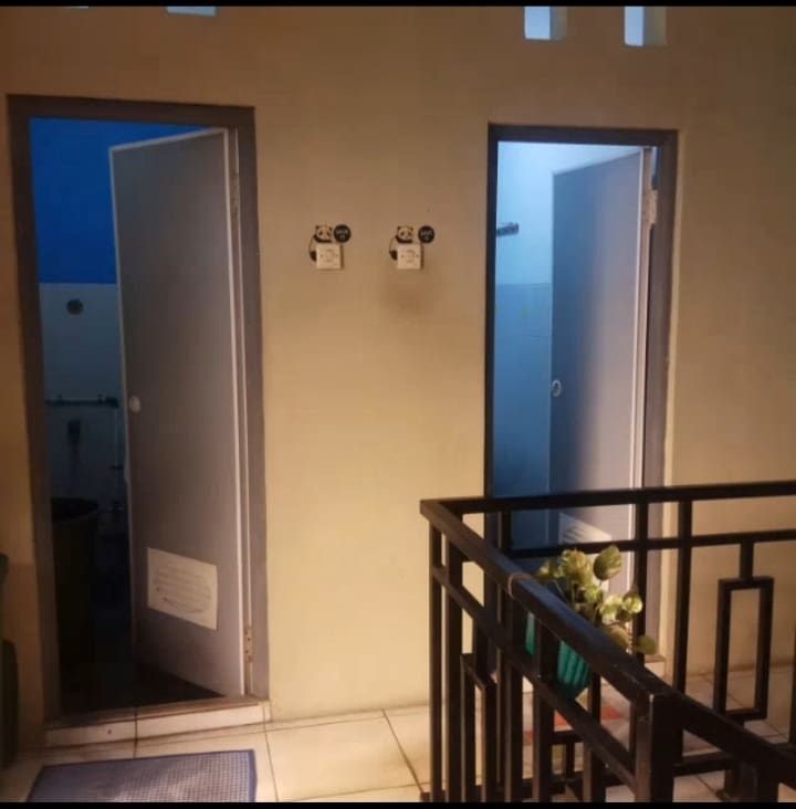 Dijual rumah dan kos daerah tomang belakang Trisakti jakarta barat BU - Foto 10