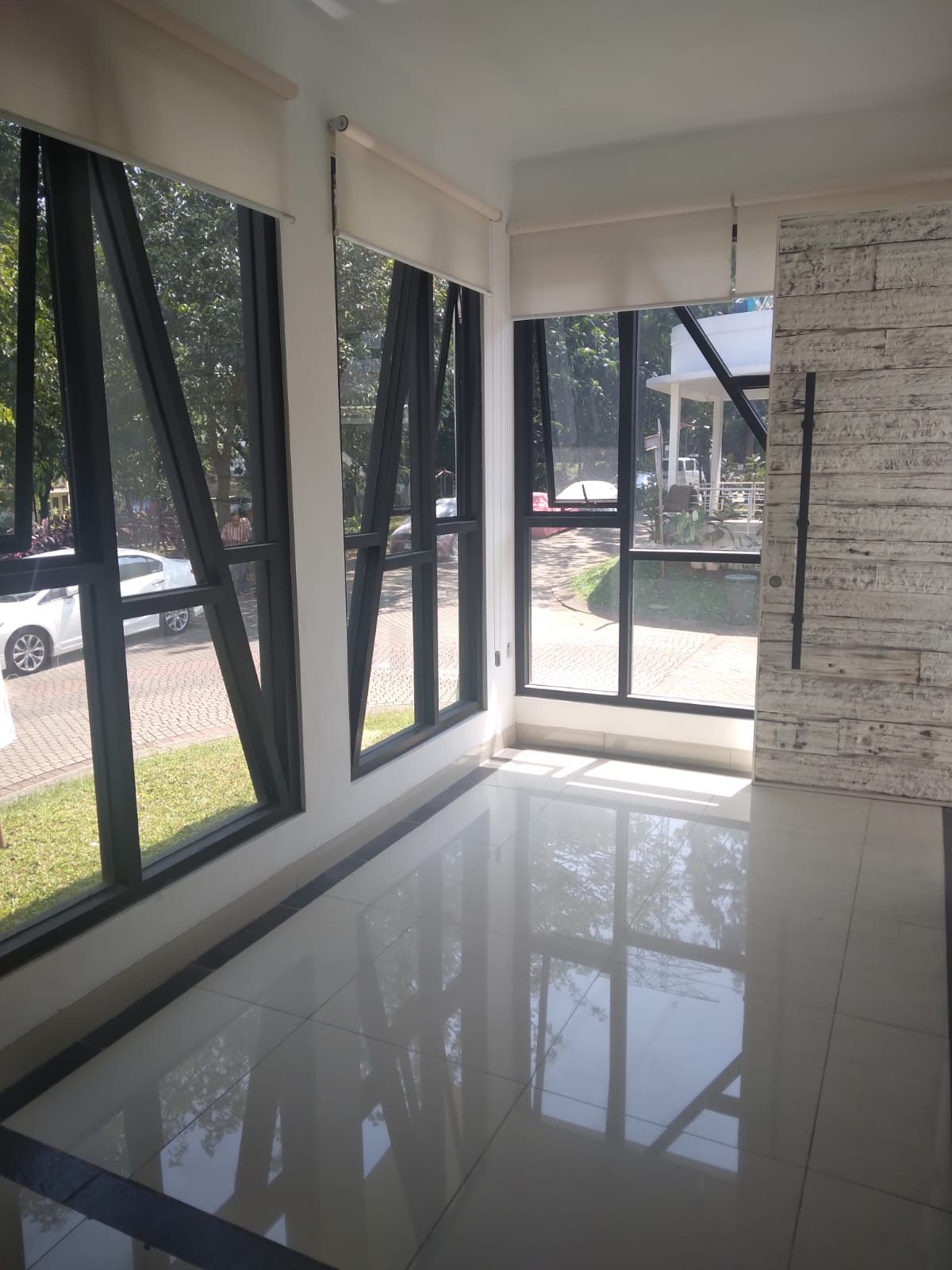 dijual rumah siap huni daerah bintaro sek7 - Foto 5