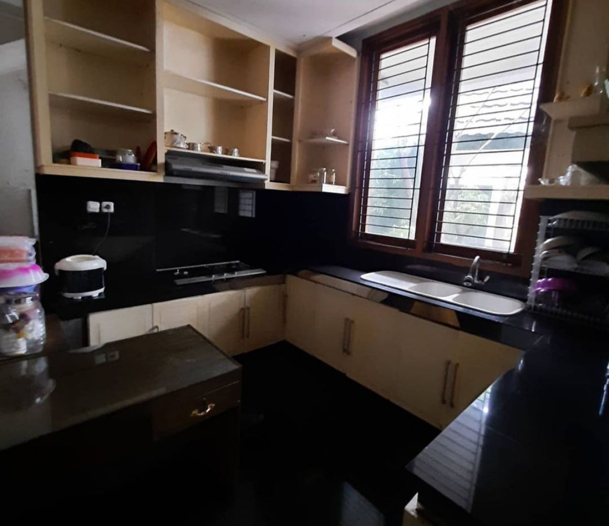 Dijual rumah bagus daerah palem puri tangsel - Foto 5