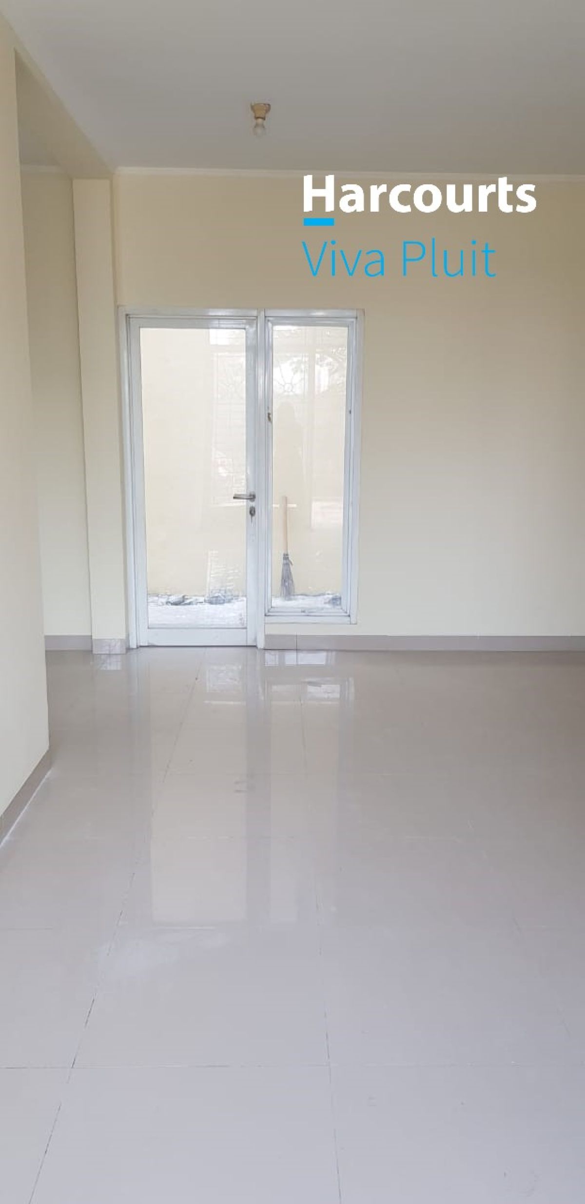 Rumah Taman Palem , Cengkareng, Jakarta Barat. Harga Murah Nego - Foto 4