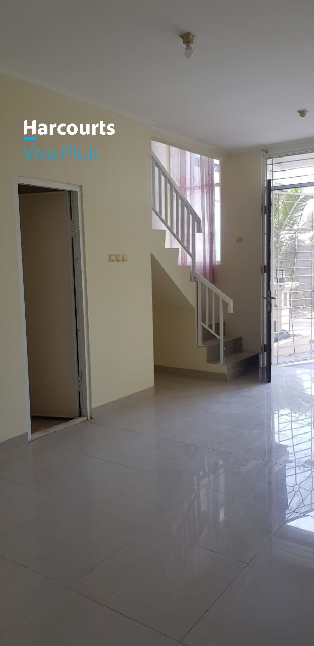 Rumah Taman Palem , Cengkareng, Jakarta Barat. Harga Murah Nego - Foto 5