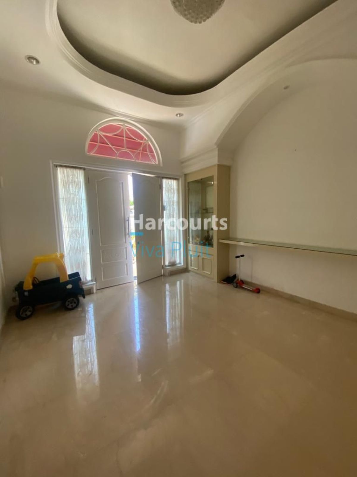 Dijual Rumah Mewah Gold Coast, Pantai Indah Kapuk. Siap Huni Harga Murah - Foto 2