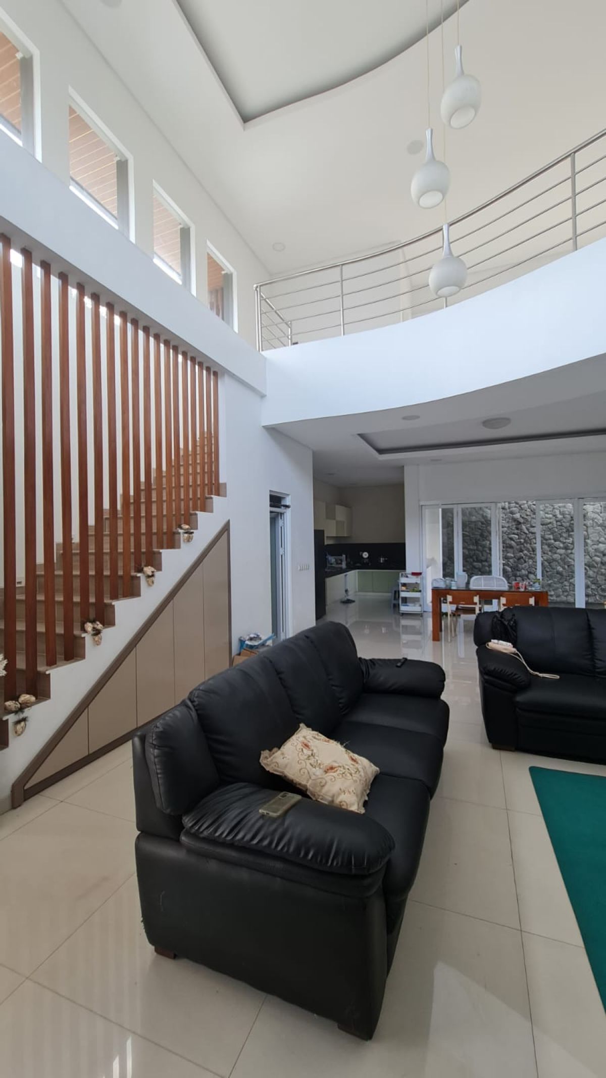 Rumah baru minimalis pusat kota solo - Foto 8