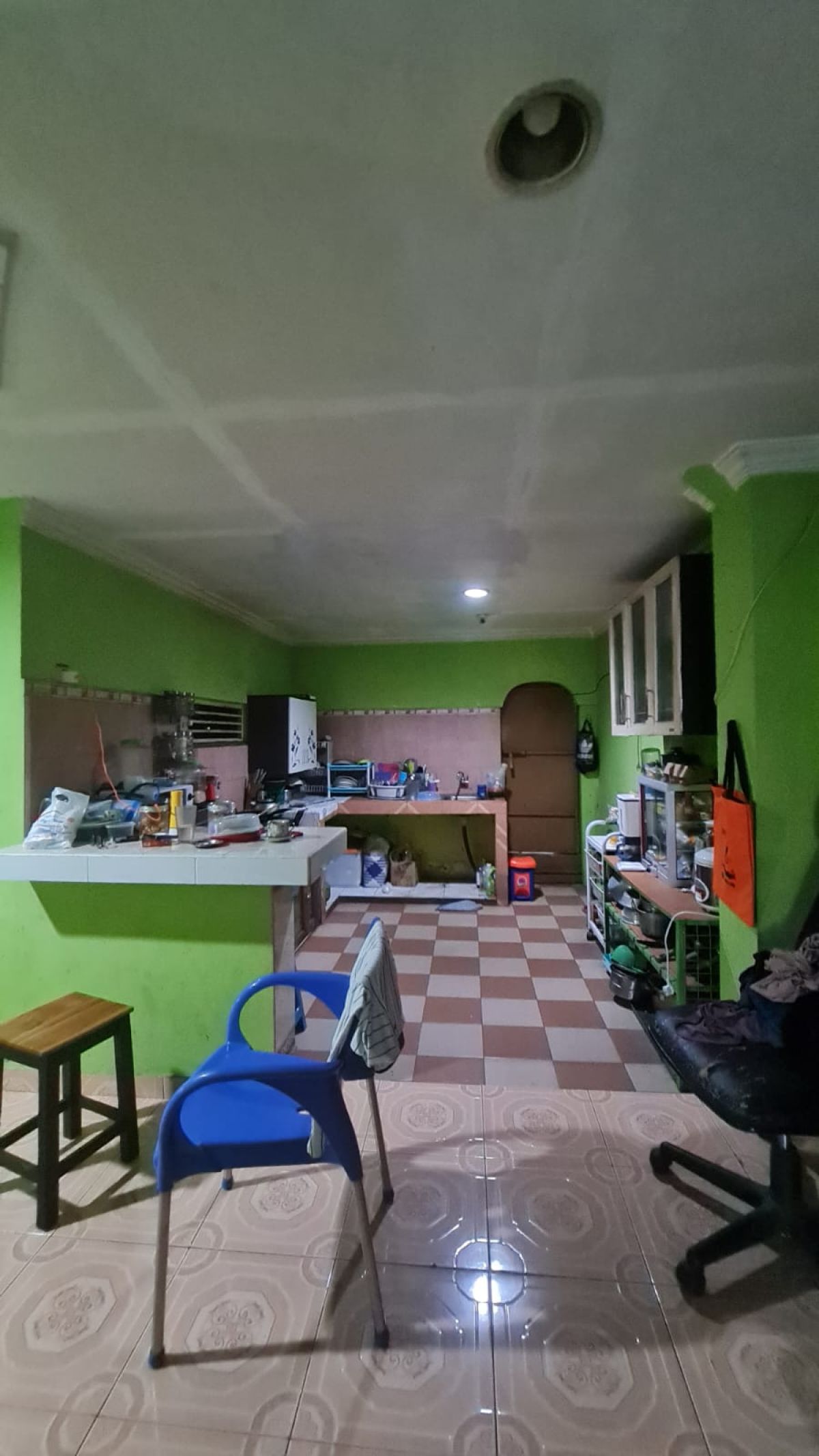 Gudang atau ruang usaha strategis siap pakai pasar kliwon solo - Foto 4