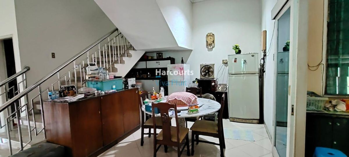 Dijual Cepat. Rumah Jl. Pluit Putra. Siap Huni Harga Turun!! - Foto 6