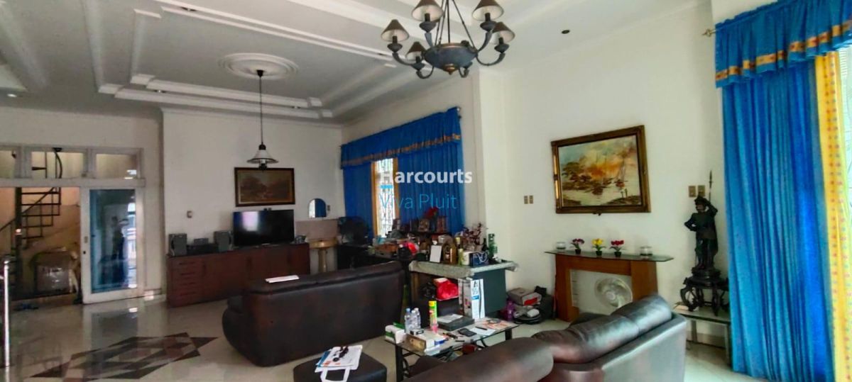 Dijual Cepat. Rumah Jl. Pluit Putra. Siap Huni Harga Turun!! - Foto 9