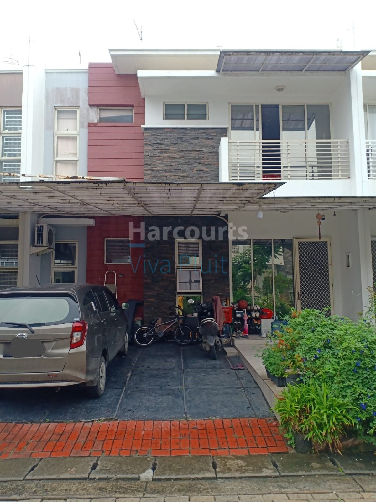Dijual Rumah Golf Lake Residence,Cengkareng. Siap Huni Harga Nego