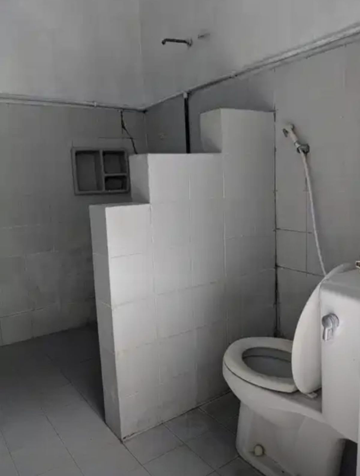 Rumah murah siap pakai di solo baru - Foto 4