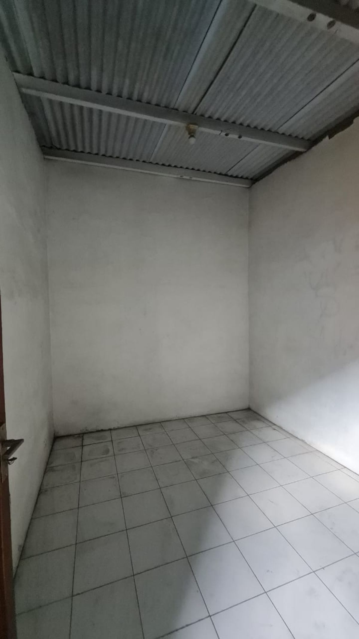 Rumah bagus siap pakai dekat pintu tol bandara adi soemarmo Solo - Foto 4