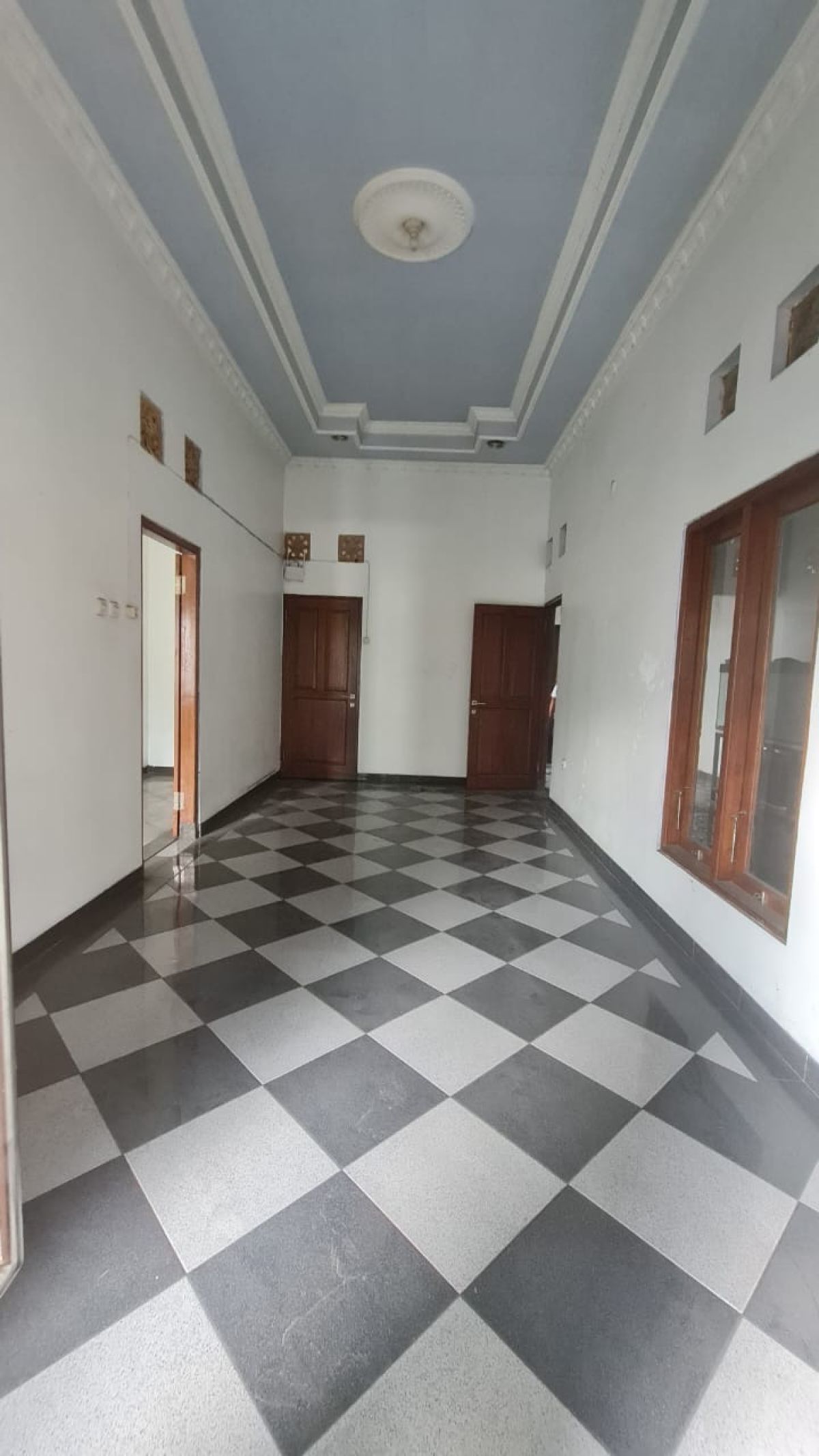 Rumah bagus siap pakai dekat pintu tol bandara adi soemarmo Solo - Foto 6