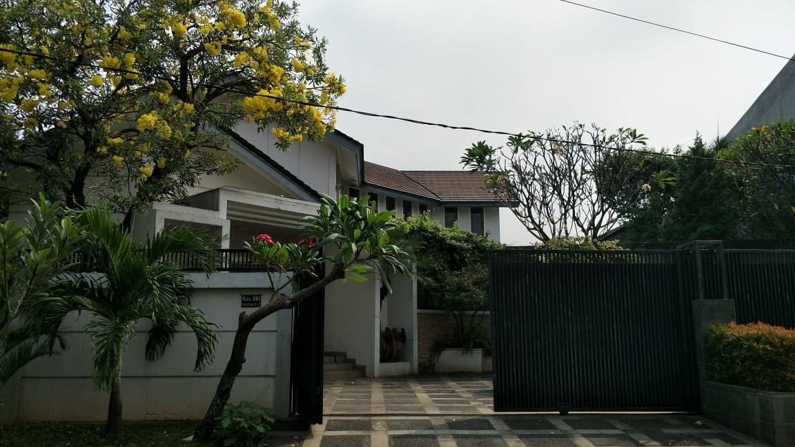 Jual Rumah Full Furnished di Kavling DKI Jakarta (DI)