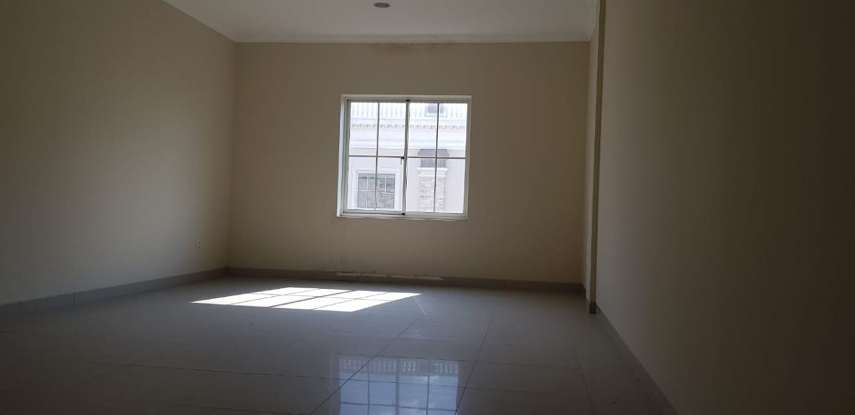 Dijual Cepat Ruko Crown Palace, Tebet. Siap Pakai Harga Murah. - Foto 2