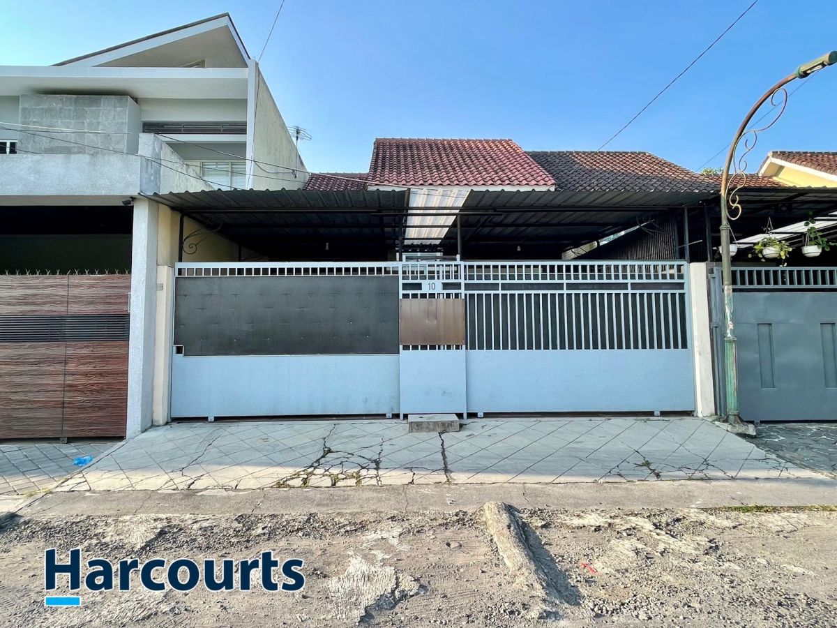 Rumah minimalis siap huni di colomadu Solo