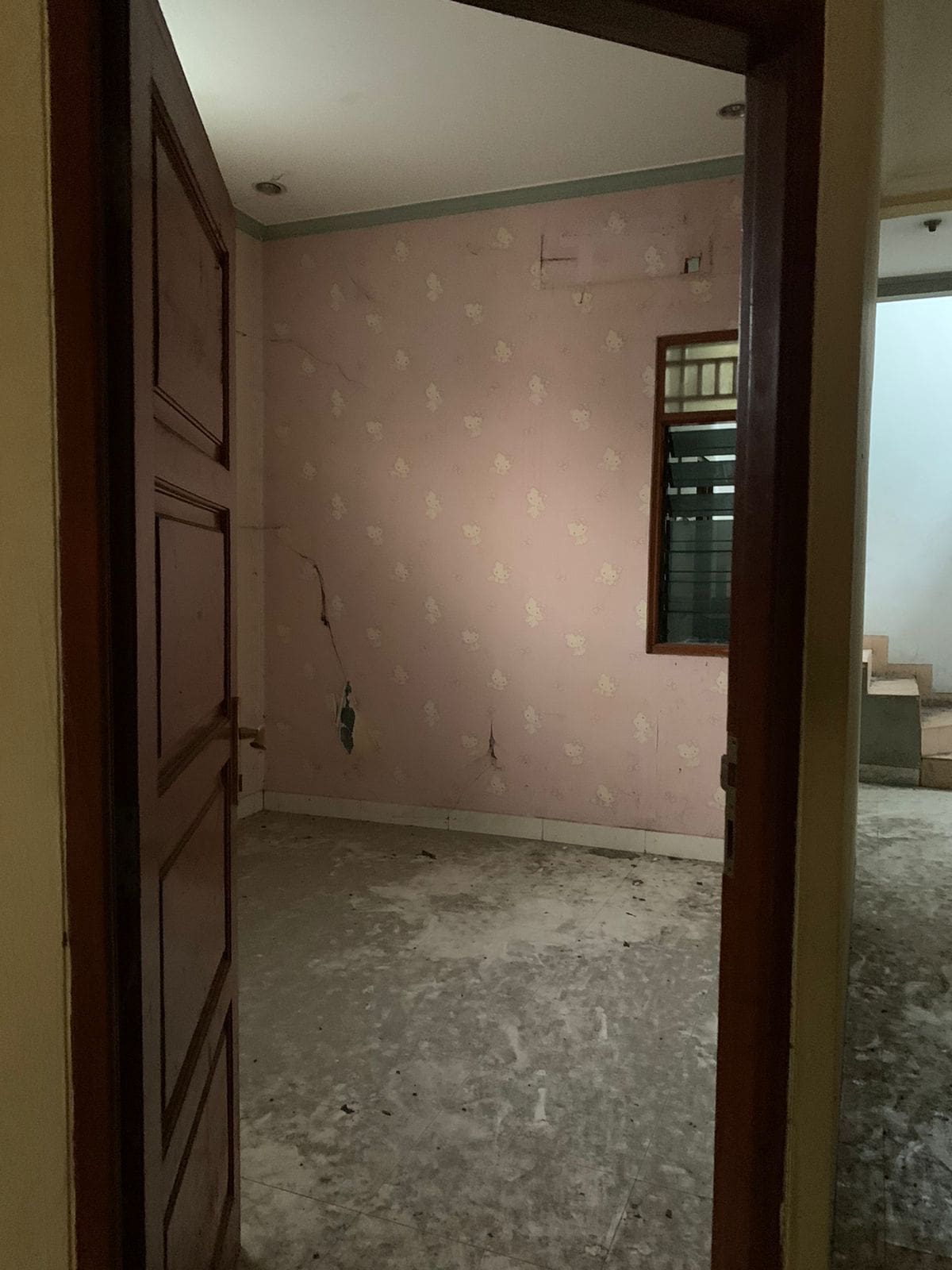 Dijual Rumah Murah Luas Bisa tempat Usaha di Pamulang, Tangerang Selatan - Foto 10