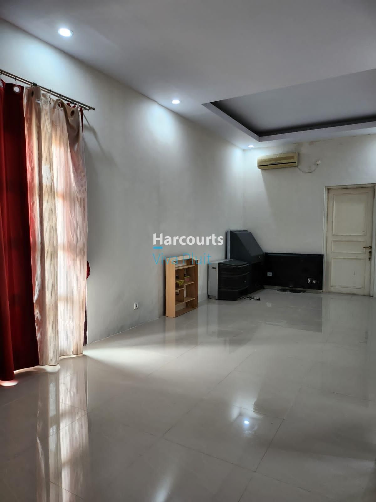 Dijual Rumah Cluster Rome Pantai Indah Kapuk. Harga Murah Nego.