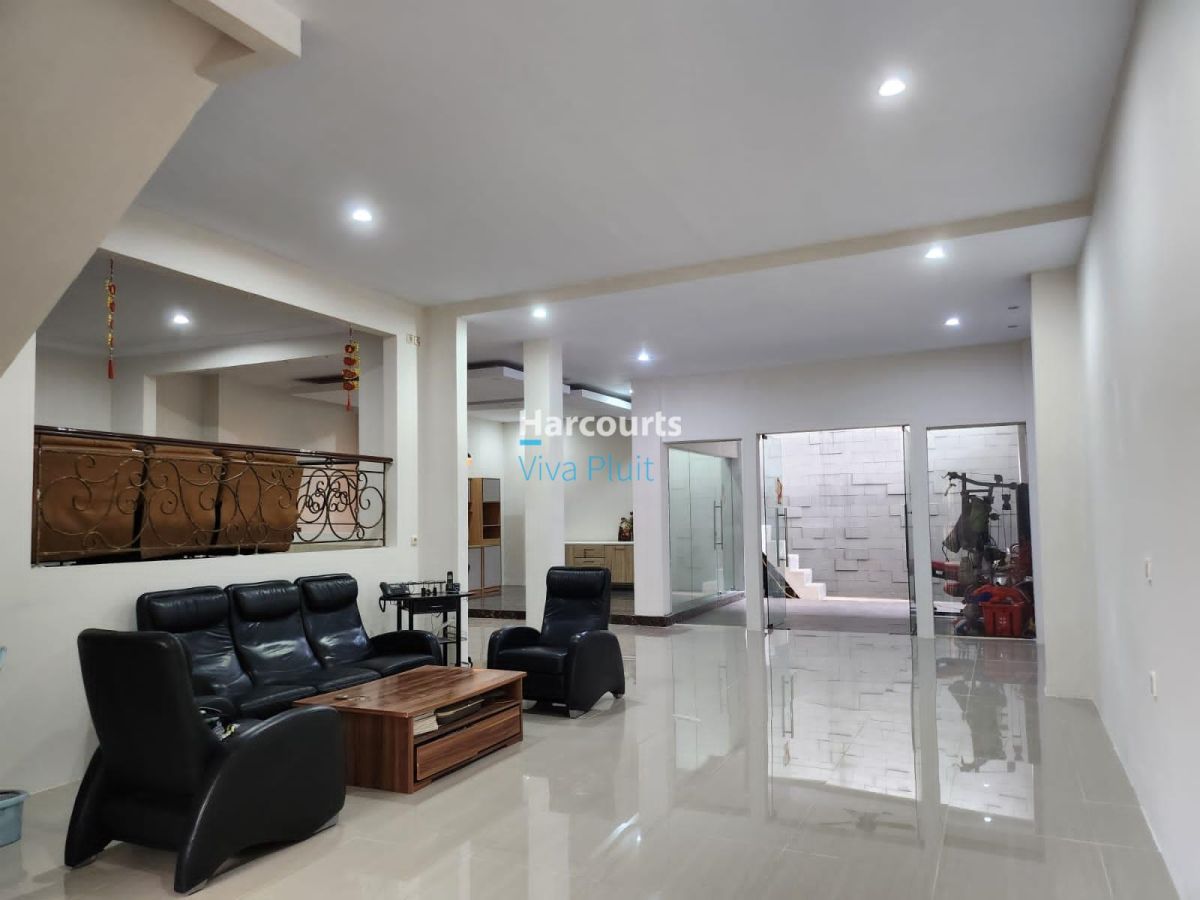 Dijual Rumah Cluster Rome Pantai Indah Kapuk. Harga Murah Nego. - Foto 7