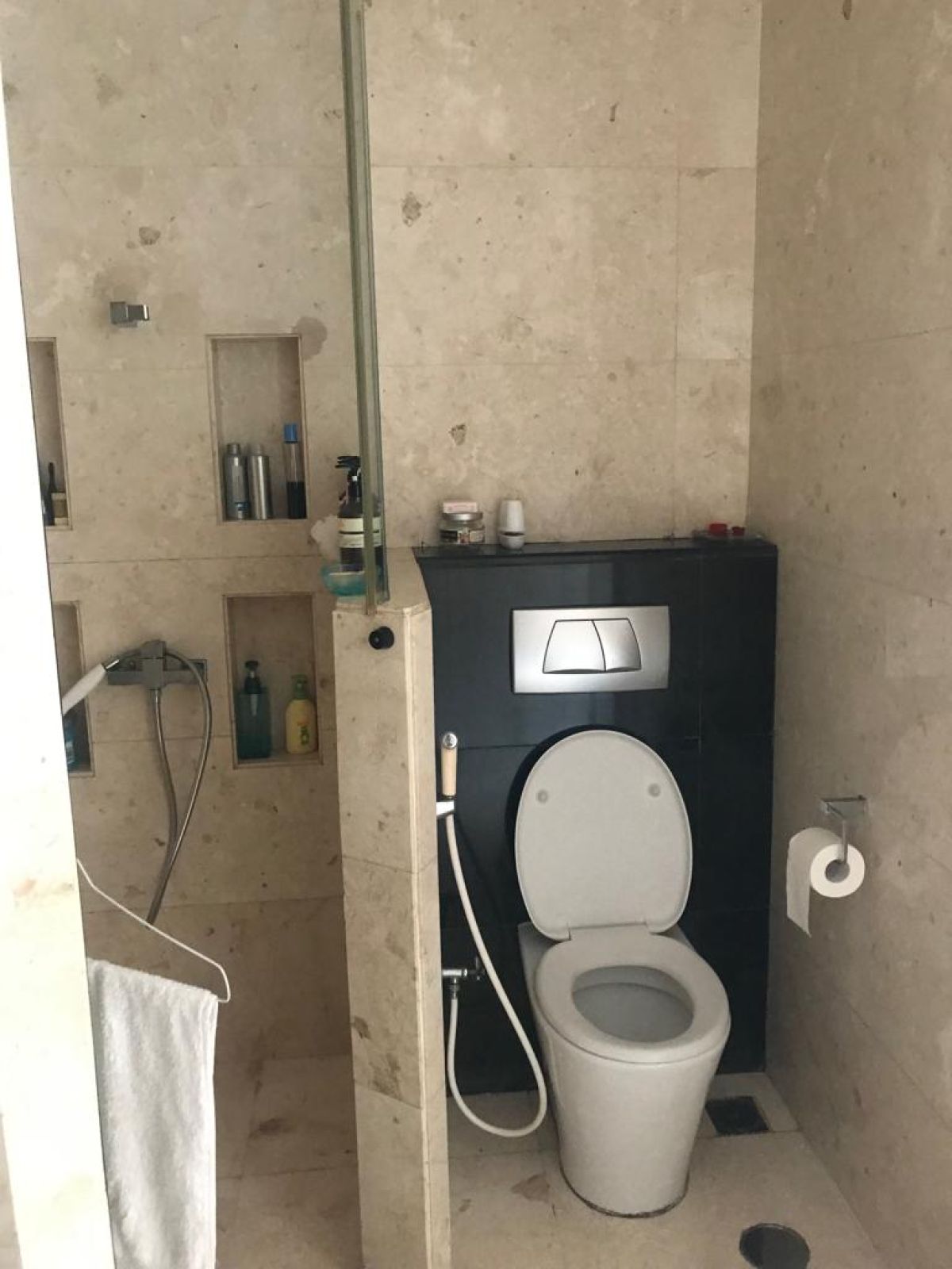 Dijual Town House Pantai Mutiara, Pluit. Siap Huni Harga Nego.