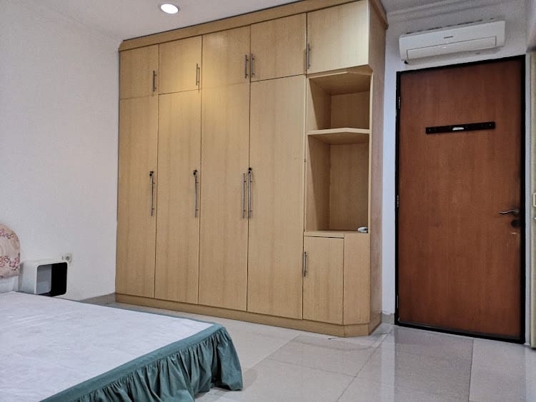 Sewa Cepat Rumah 3 lantai di Jelambar Jakarta Barat (EF) - Foto 6