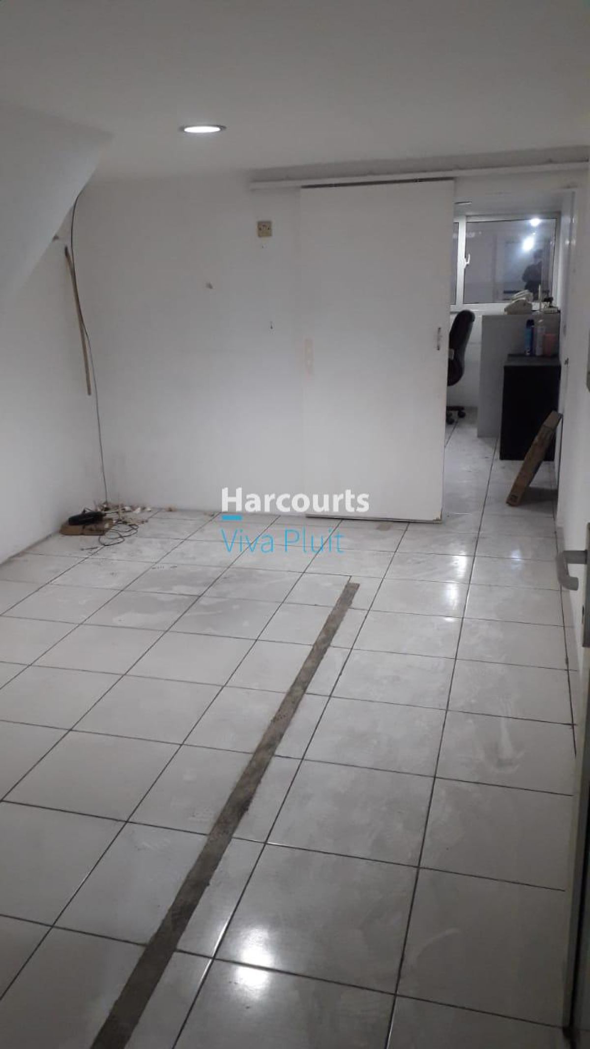 Disewa Ruko Jl. Daan Mogot Raya, Jakarta Barat. Harga Murah Nego - Foto 8