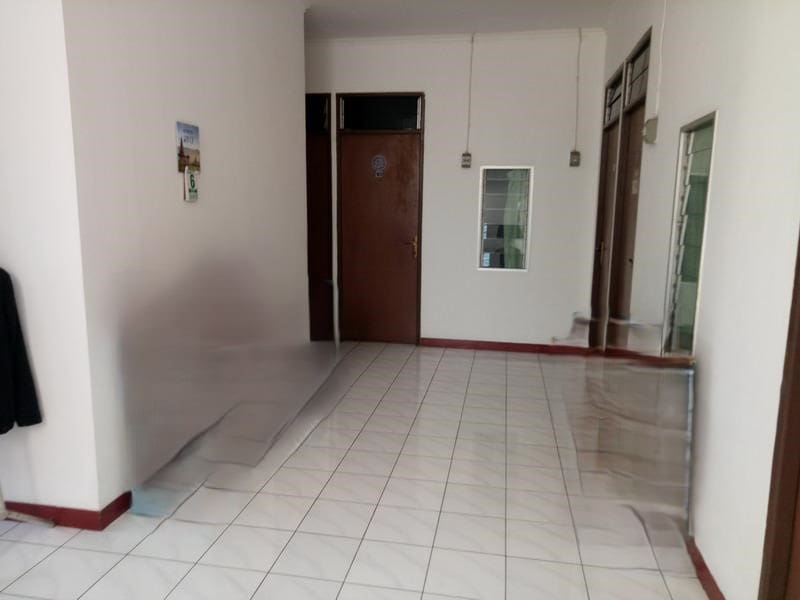 Jual Cepat Rumah Kost di daerah Tanjung Duren Jakarta Barat (EF) - Foto 3