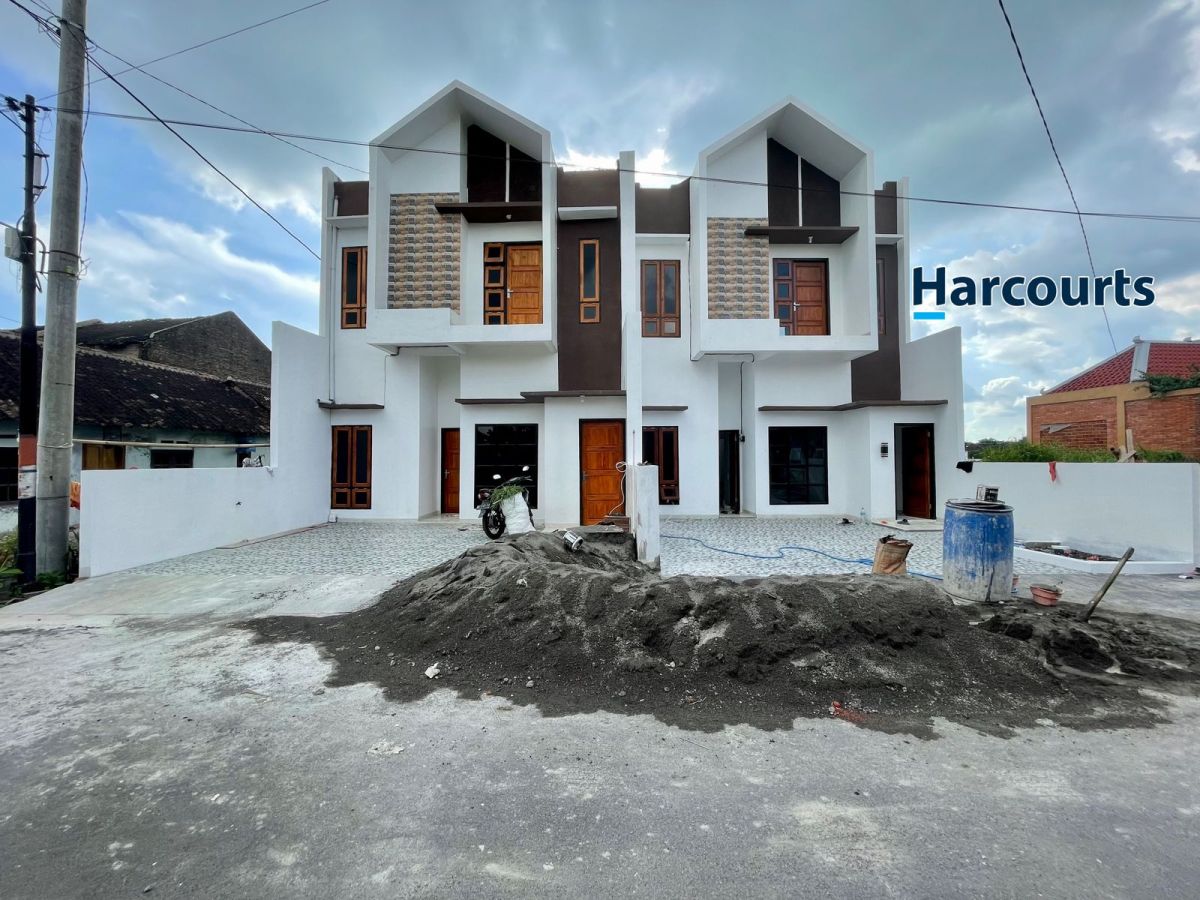 Rumah 2 lantai siap huni dekat kampus UIN kartasura solo