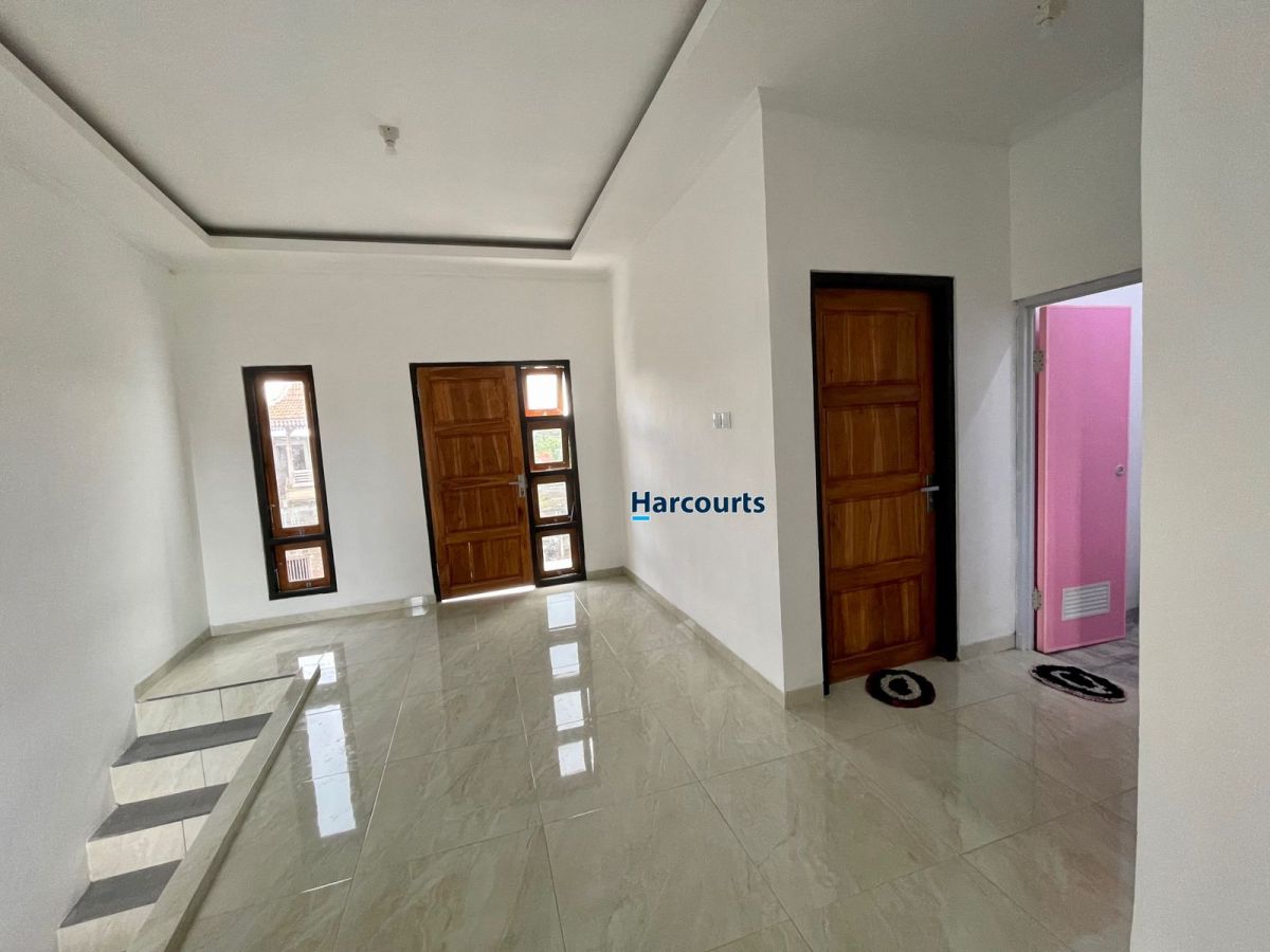 Rumah 2 lantai siap huni dekat kampus UIN kartasura solo - Foto 2