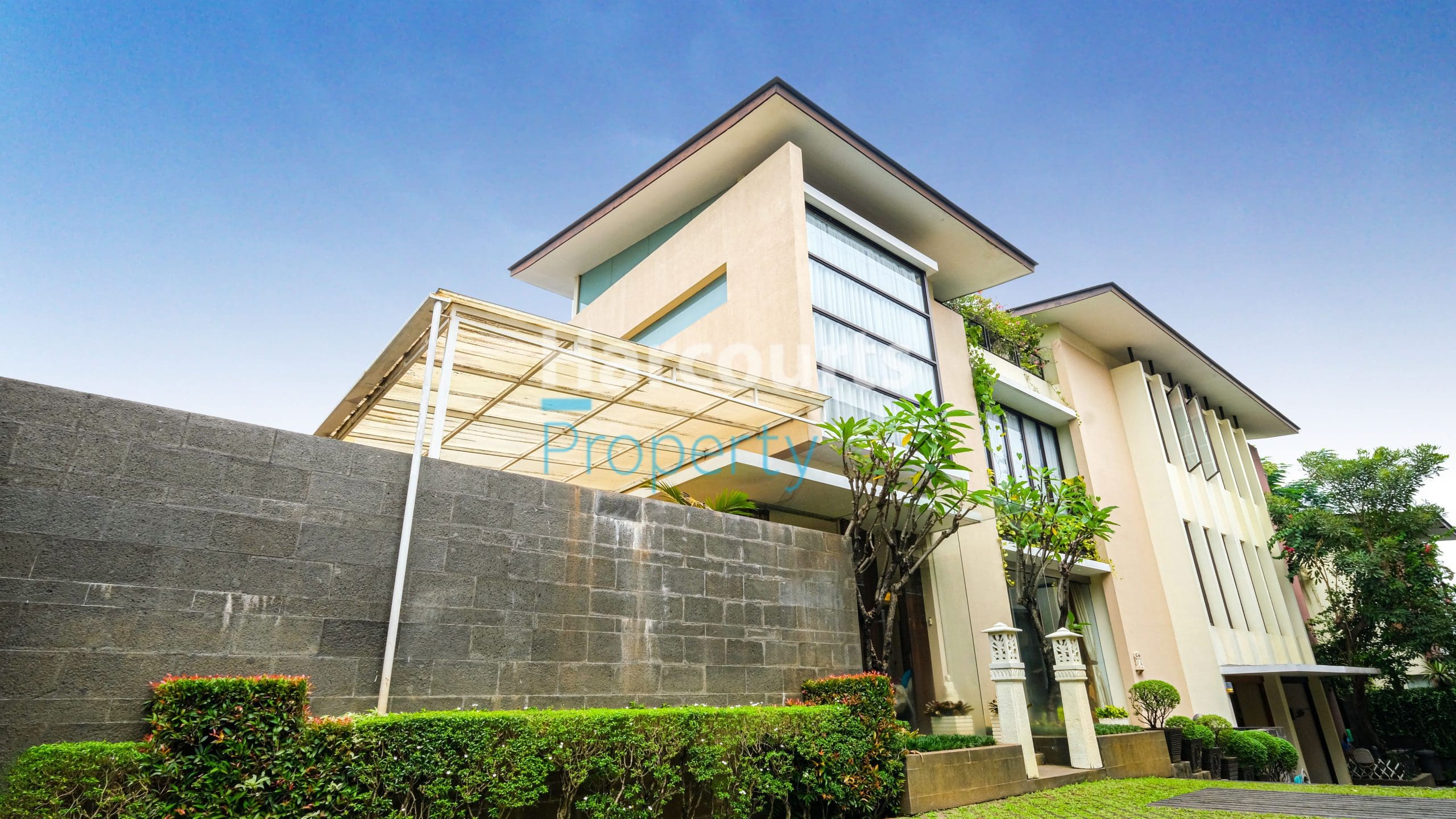 Dijual Rumah Hunian Nyaman dan Aman Dalam Cluster Area Pejaten