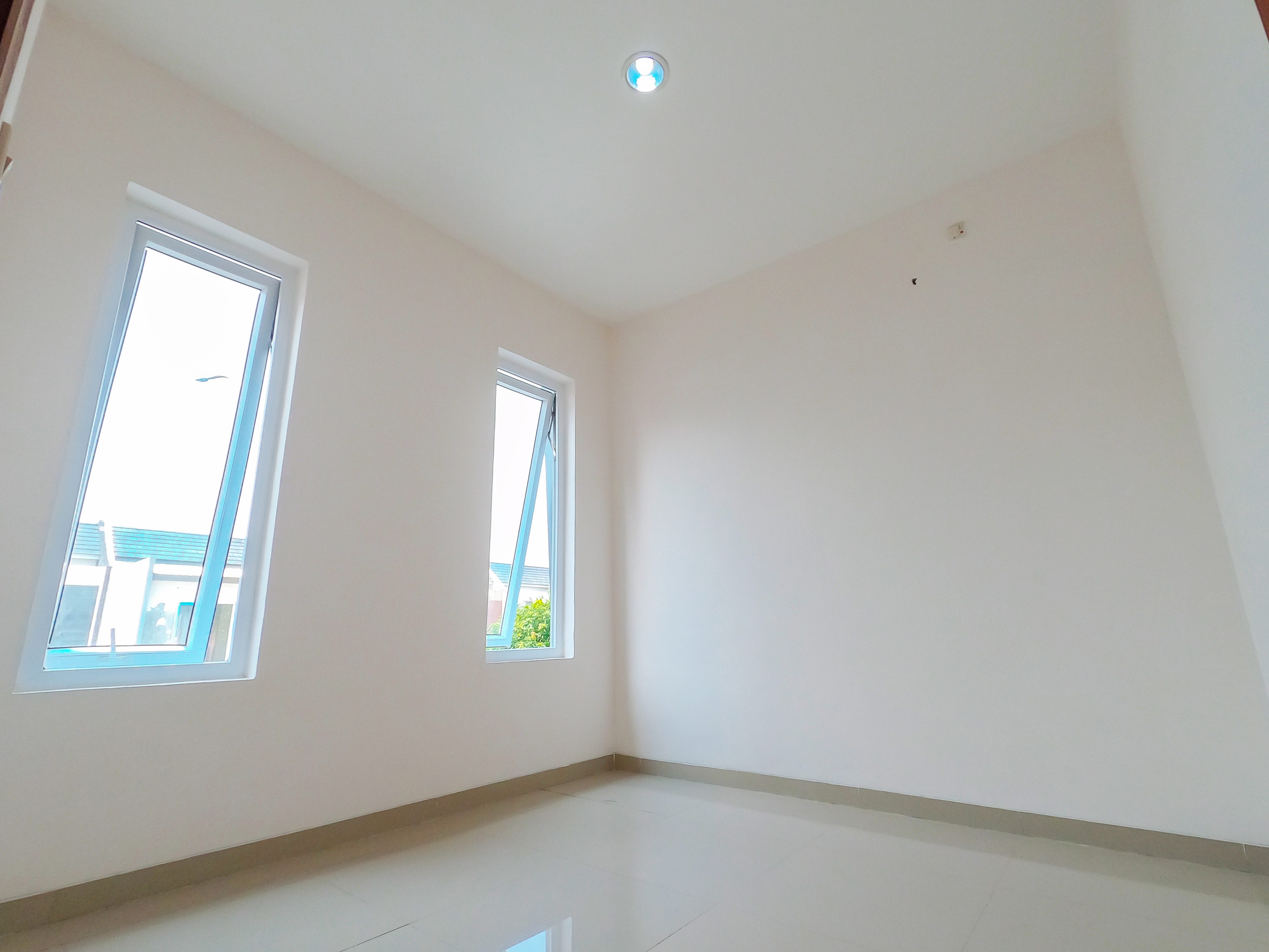 Rumah Baru Minimalis Modern 2 Lantai di Serpong - Foto 8
