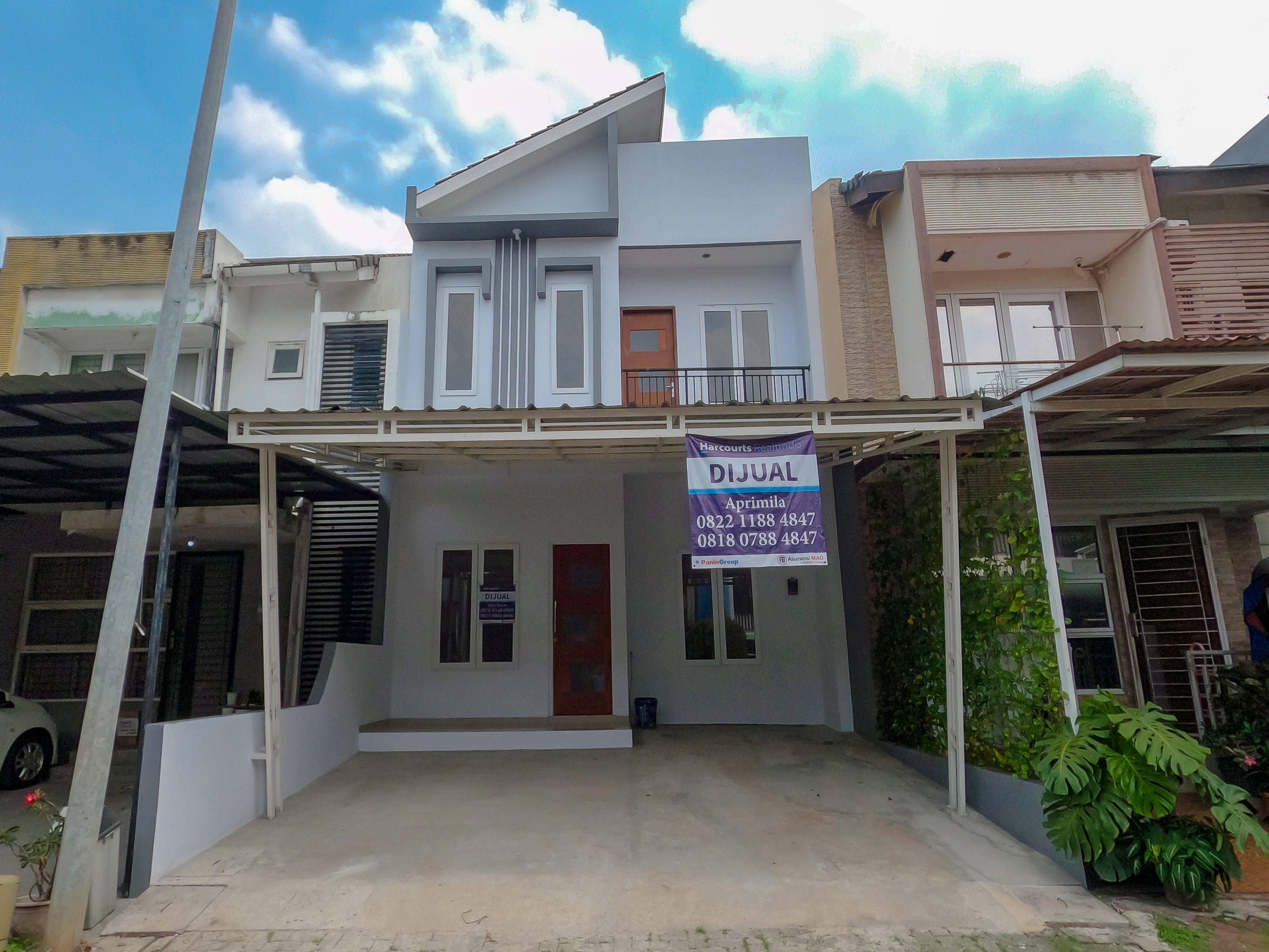 Rumah Baru Minimalis Modern 2 Lantai di Serpong