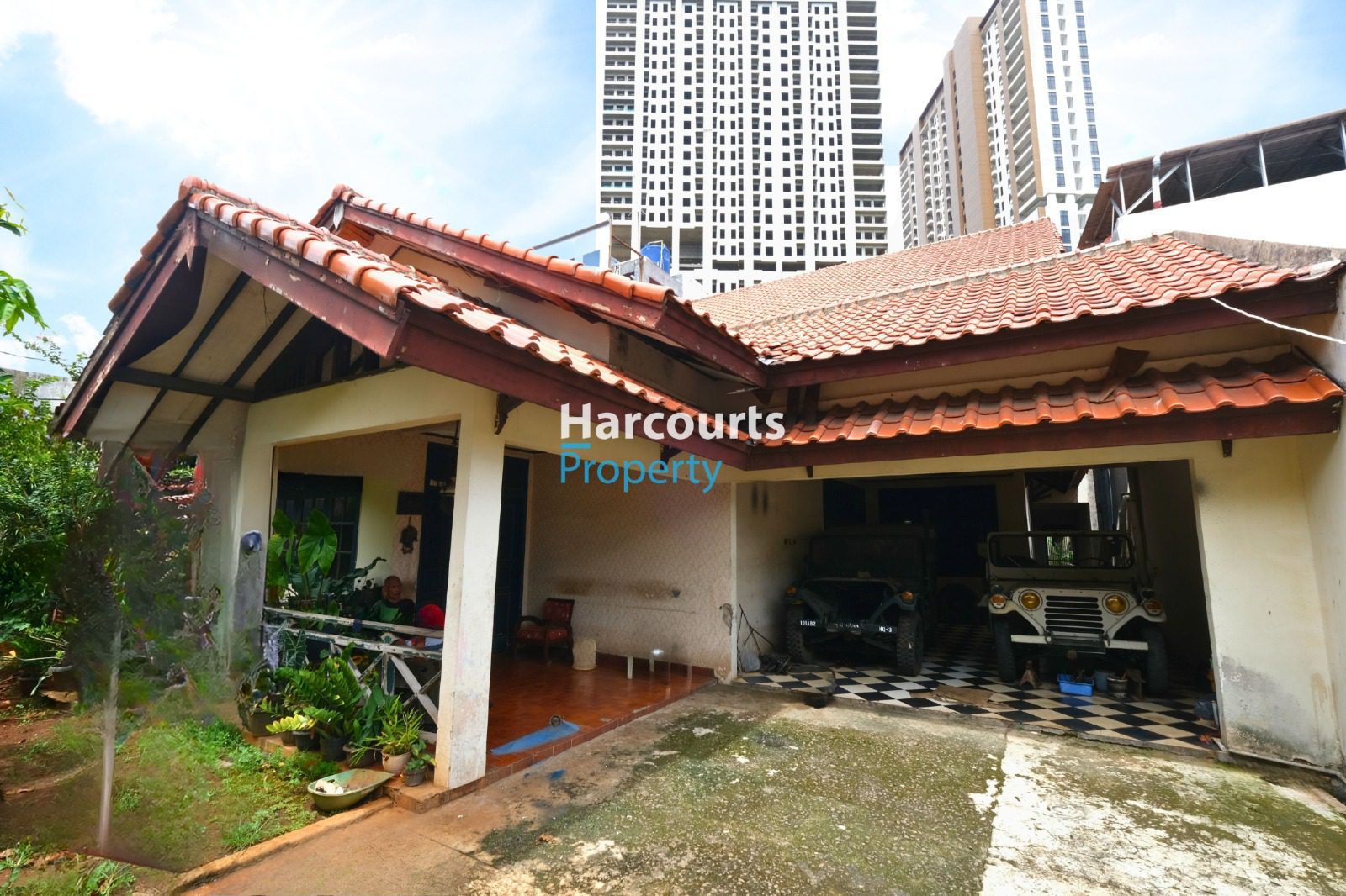 Dijual Rumah Lama Bisa Banget untuk Usaha Area Pejaten