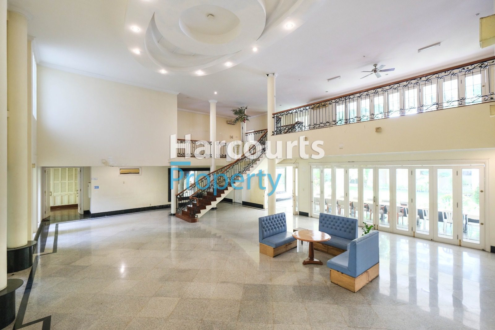 Dijual Rumah Klasik Halaman Luas Bak Istana Kawasan Elite dekat Para Pejabat Menteng - Foto 6