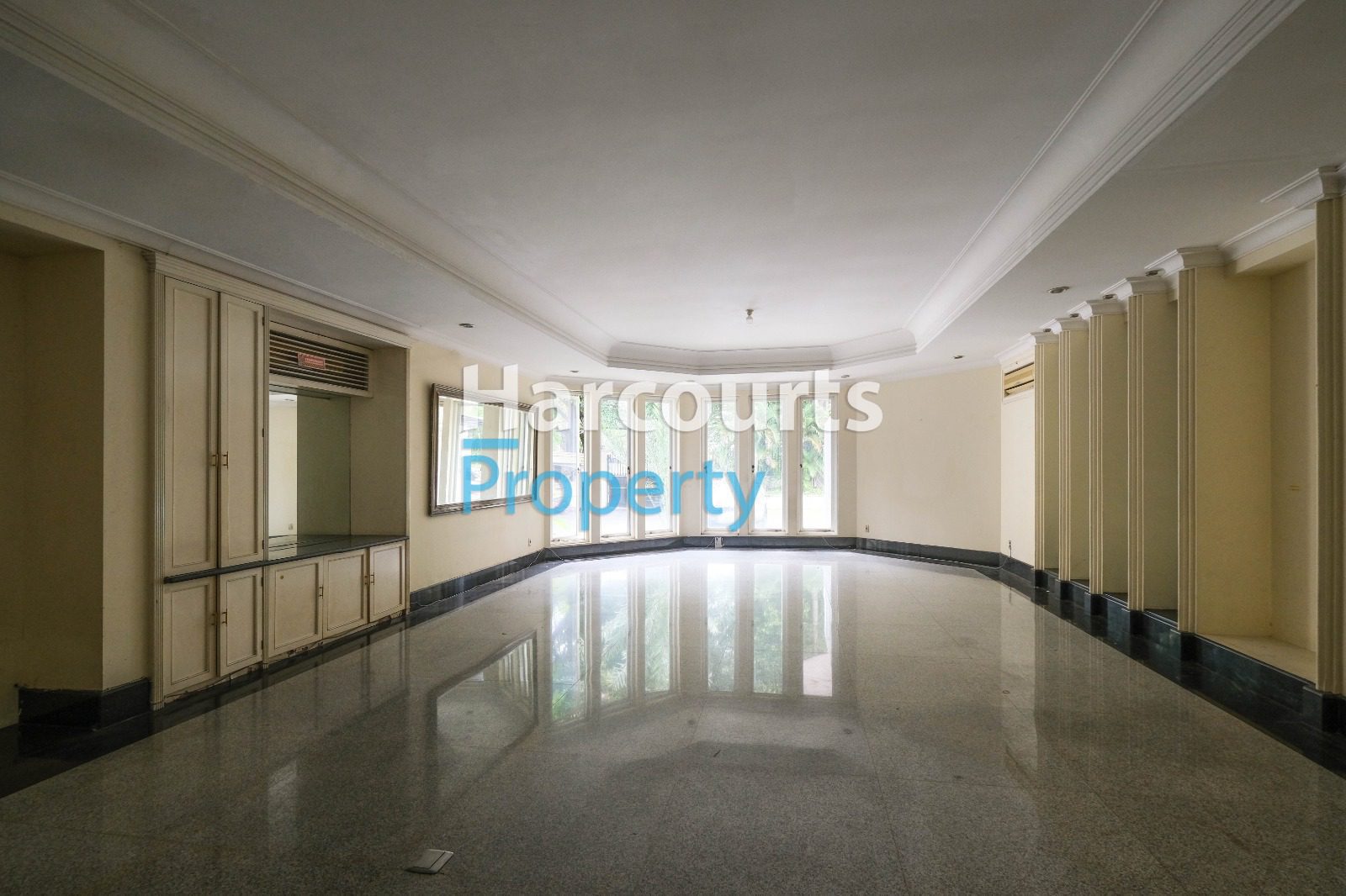 Dijual Rumah Klasik Halaman Luas Bak Istana Kawasan Elite dekat Para Pejabat Menteng - Foto 7