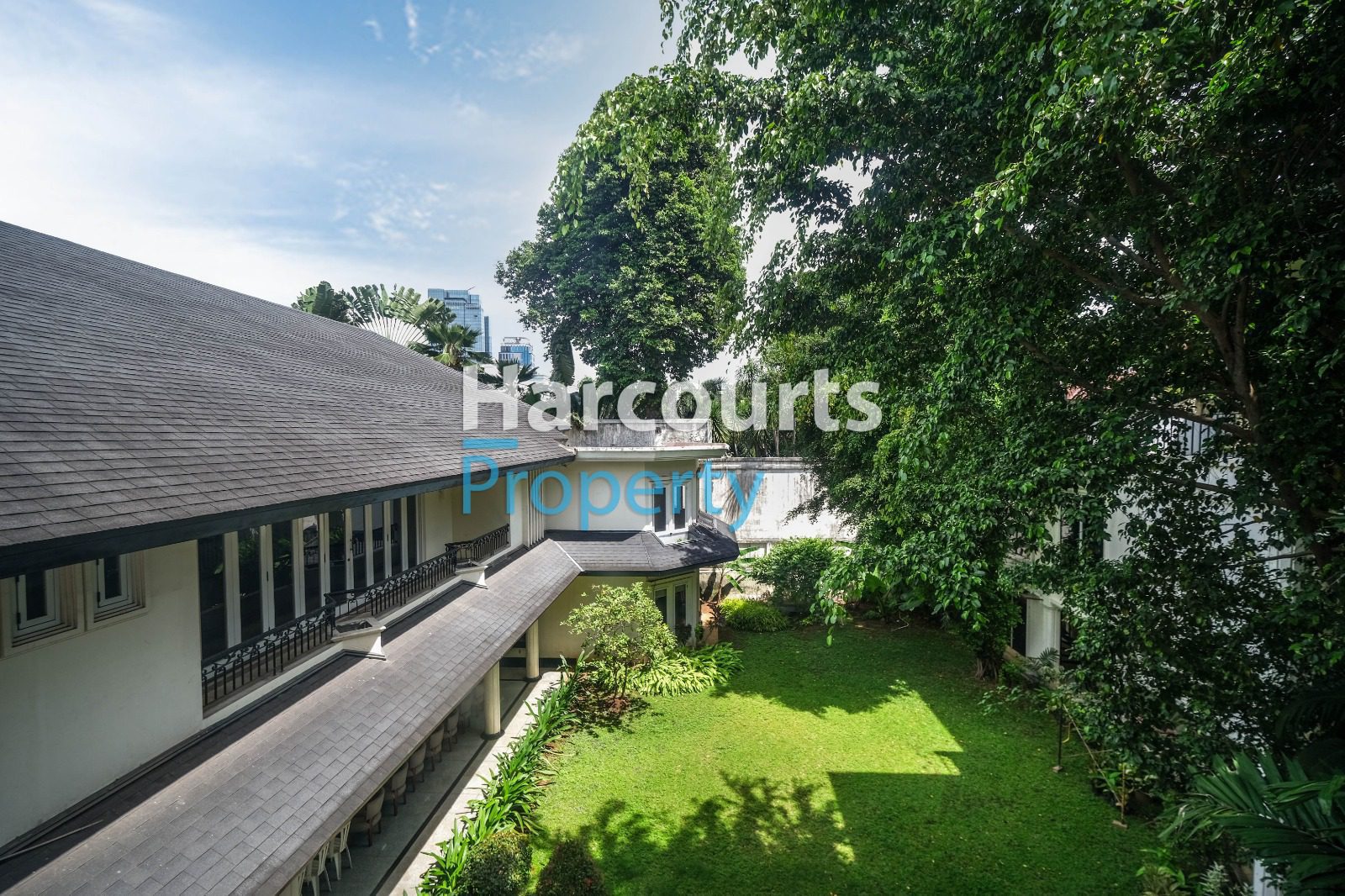 Dijual Rumah Klasik Halaman Luas Bak Istana Kawasan Elite dekat Para Pejabat Menteng - Foto 8