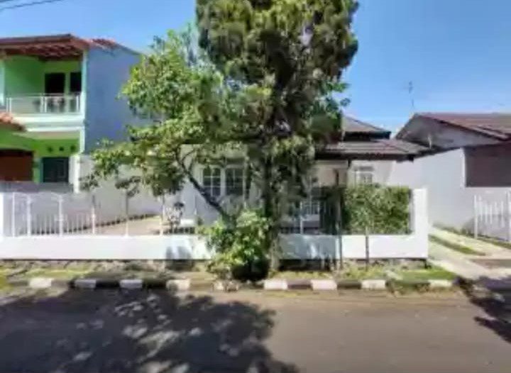Disewajkan Rumah Strategis Siap Huni Di ARCAMANIK - KOTA BANDUNG