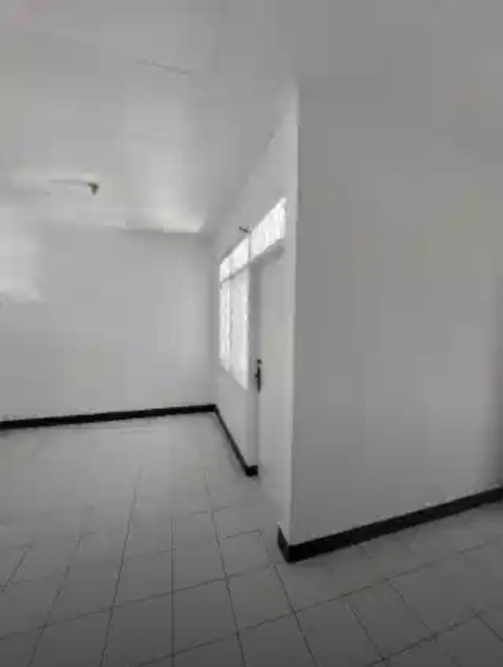 Disewajkan Rumah Strategis Siap Huni Di ARCAMANIK - KOTA BANDUNG - Foto 4