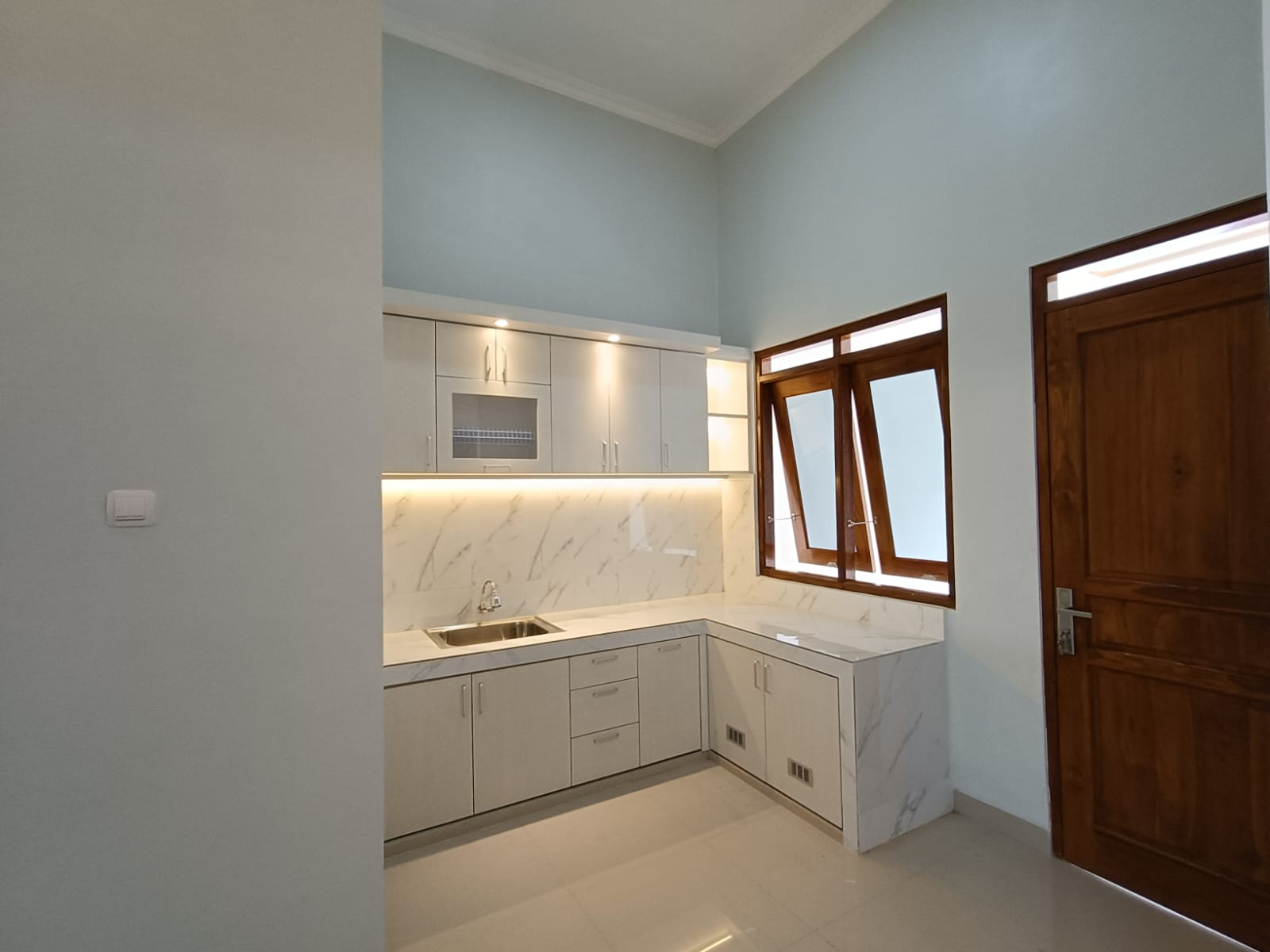 Turun Harga Rumah Baru Gress, Lokasi Super Nyaman Dekat Masjid Al Aqsho, Alfamidi, Kuliner, dll. - Foto 3